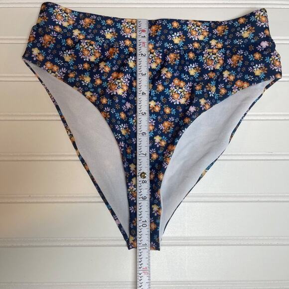 Womens 2 Piece Swimsuit Small Blue Ditsy Scoop Neck Floral Bikini High Cut Cheek - Picture 6 of 8